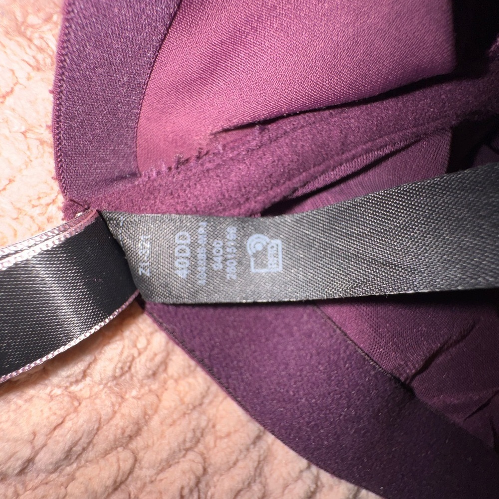Victoria’s Secret Knockout Sport Bra 40DD Wine Longline Front Zip EUC - Picture 9 of 12